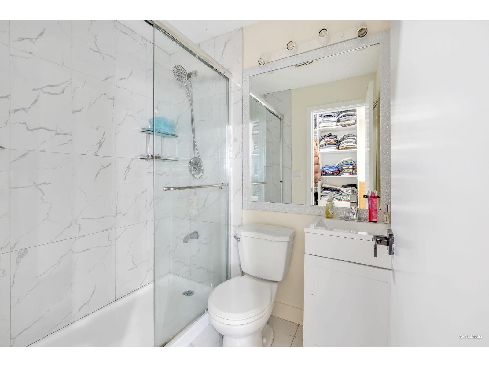 56 9955 140 Street, Surrey, British Columbia  V3T 4M4 - Photo 9 - R3081899