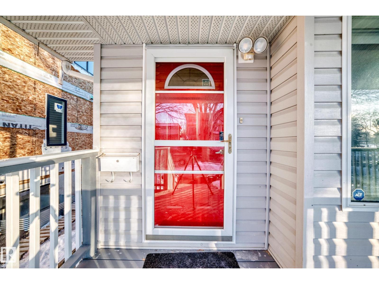 11609 125 St Nw, Edmonton, Alberta  T5M 0N5 - Photo 4 - E4470885