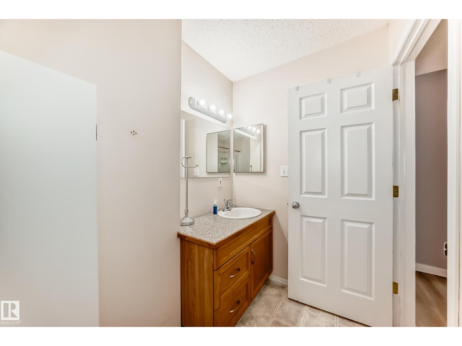 11609 125 St Nw, Edmonton, Alberta  T5M 0N5 - Photo 37 - E4470885