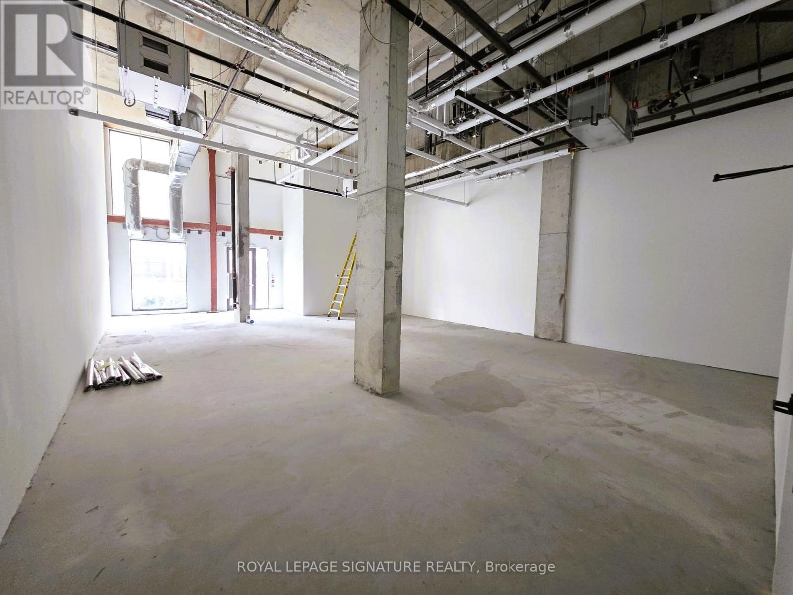 33 - 500 WILSON AVENUE, Toronto, Ontario