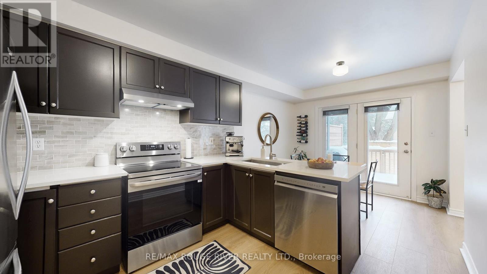 94 Richfield Square, Clarington, Ontario  L1E 3G4 - Photo 5 - E12724630