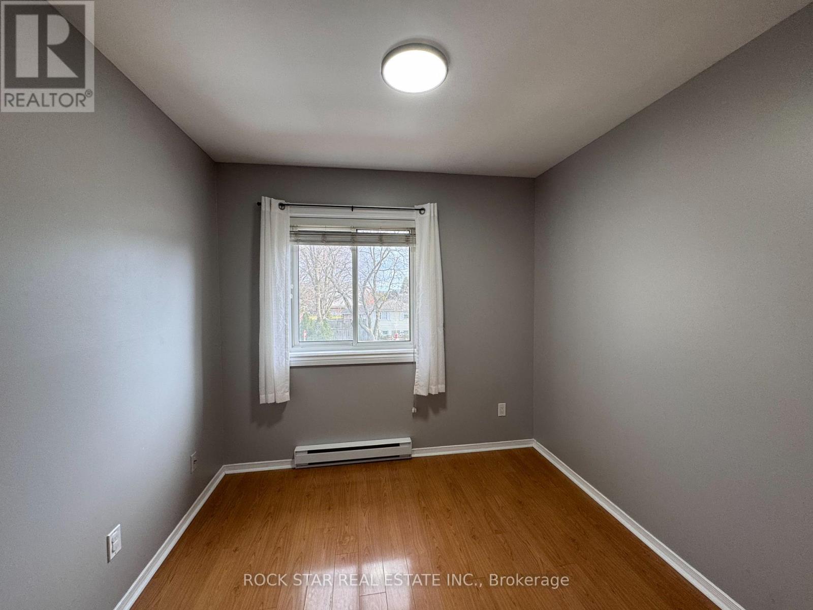 1 - 2 Cedar Drive, Orangeville, Ontario  L9W 2X6 - Photo 14 - W12720736