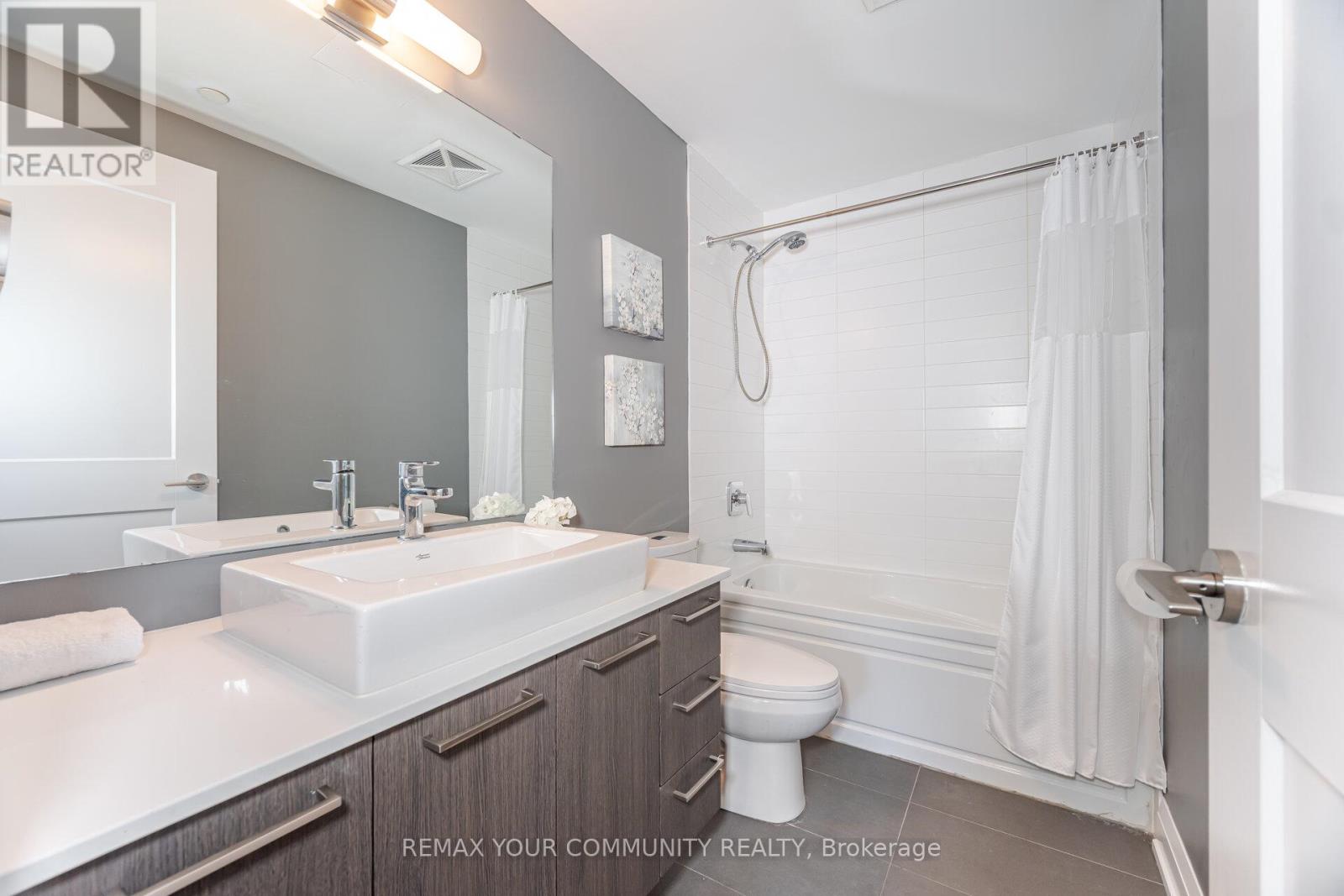 105 - 4800 Highway 7 Street, Vaughan, Ontario  L4L 1H8 - Photo 27 - N12724590