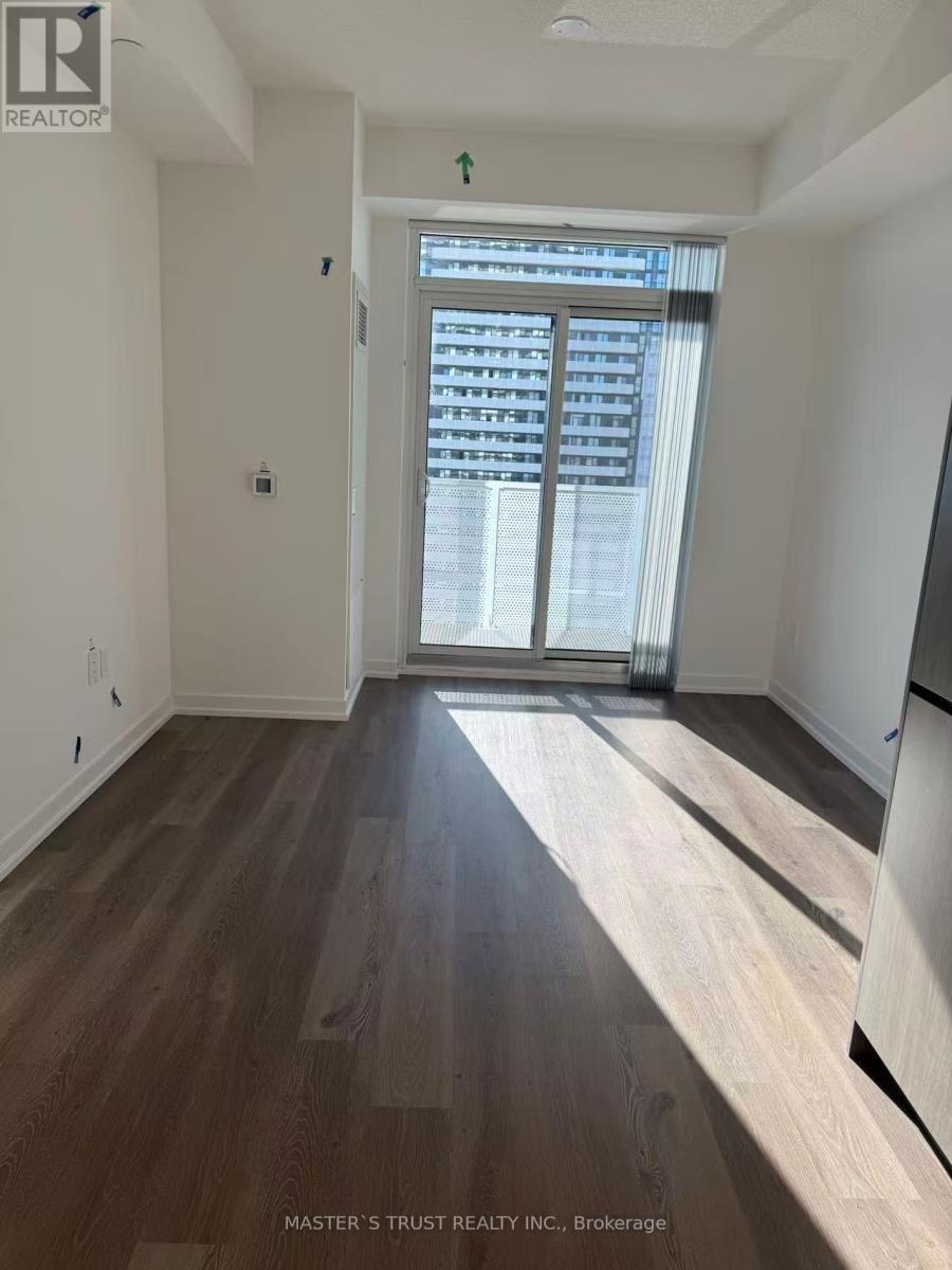 3015 - 28 Interchange Way, Vaughan, Ontario  L4K 0P8 - Photo 6 - N12724622