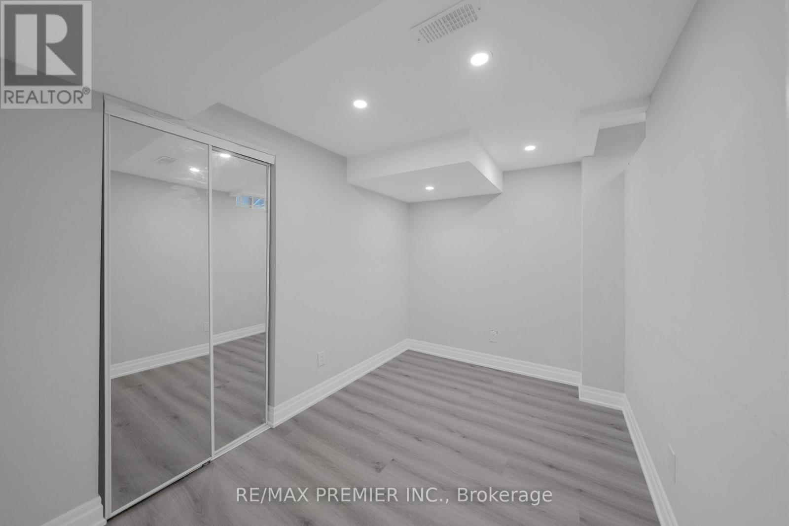 Basement - 370 Highglen Avenue, Markham, Ontario  L3S 3M2 - Photo 7 - N12724642