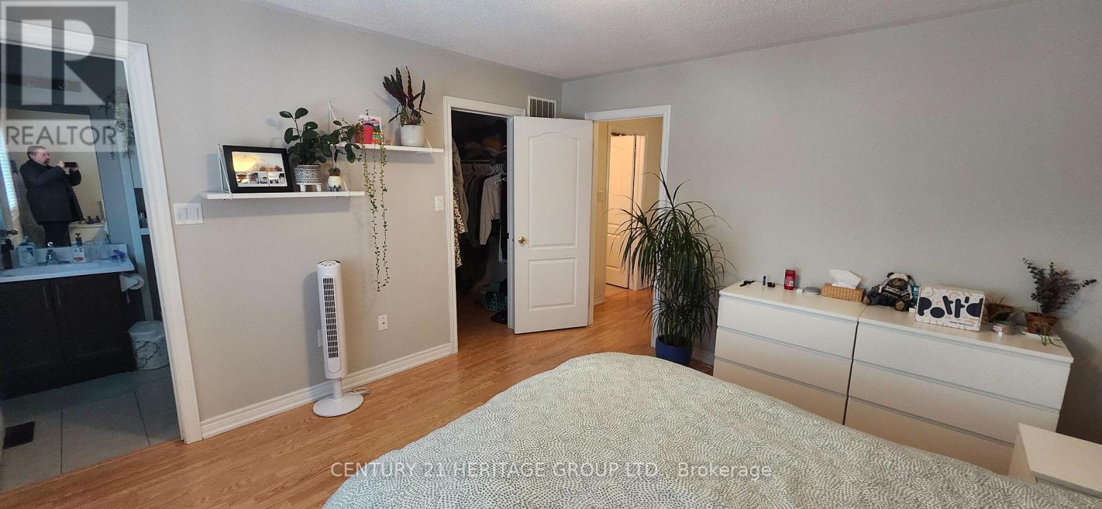 21 Matthewson Avenue, Bradford West Gwillimbury, Ontario  L3Z 0P3 - Photo 11 - N12724670