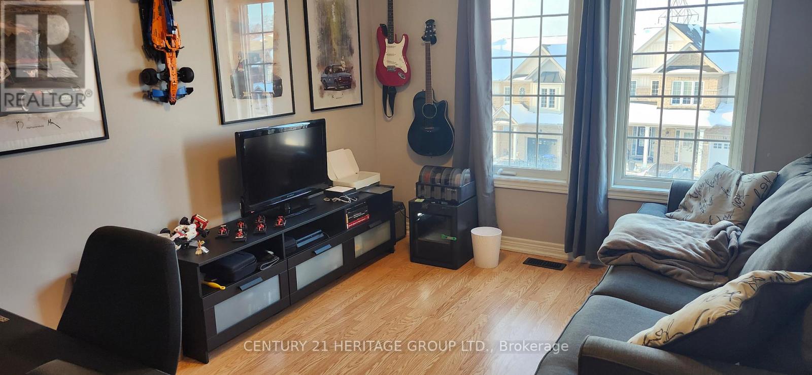 21 Matthewson Avenue, Bradford West Gwillimbury, Ontario  L3Z 0P3 - Photo 16 - N12724670