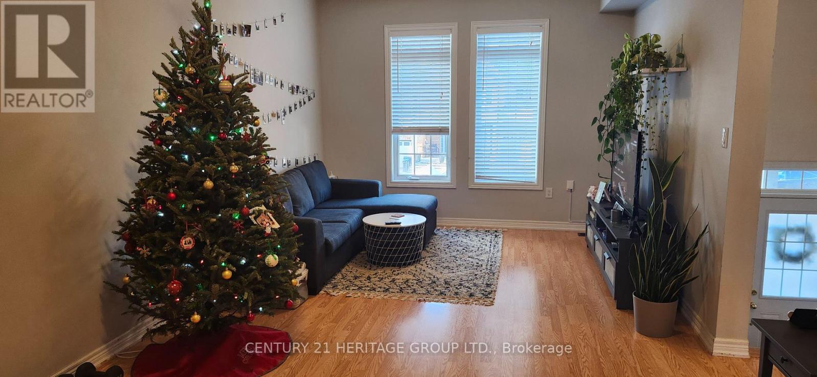 21 Matthewson Avenue, Bradford West Gwillimbury, Ontario  L3Z 0P3 - Photo 6 - N12724670