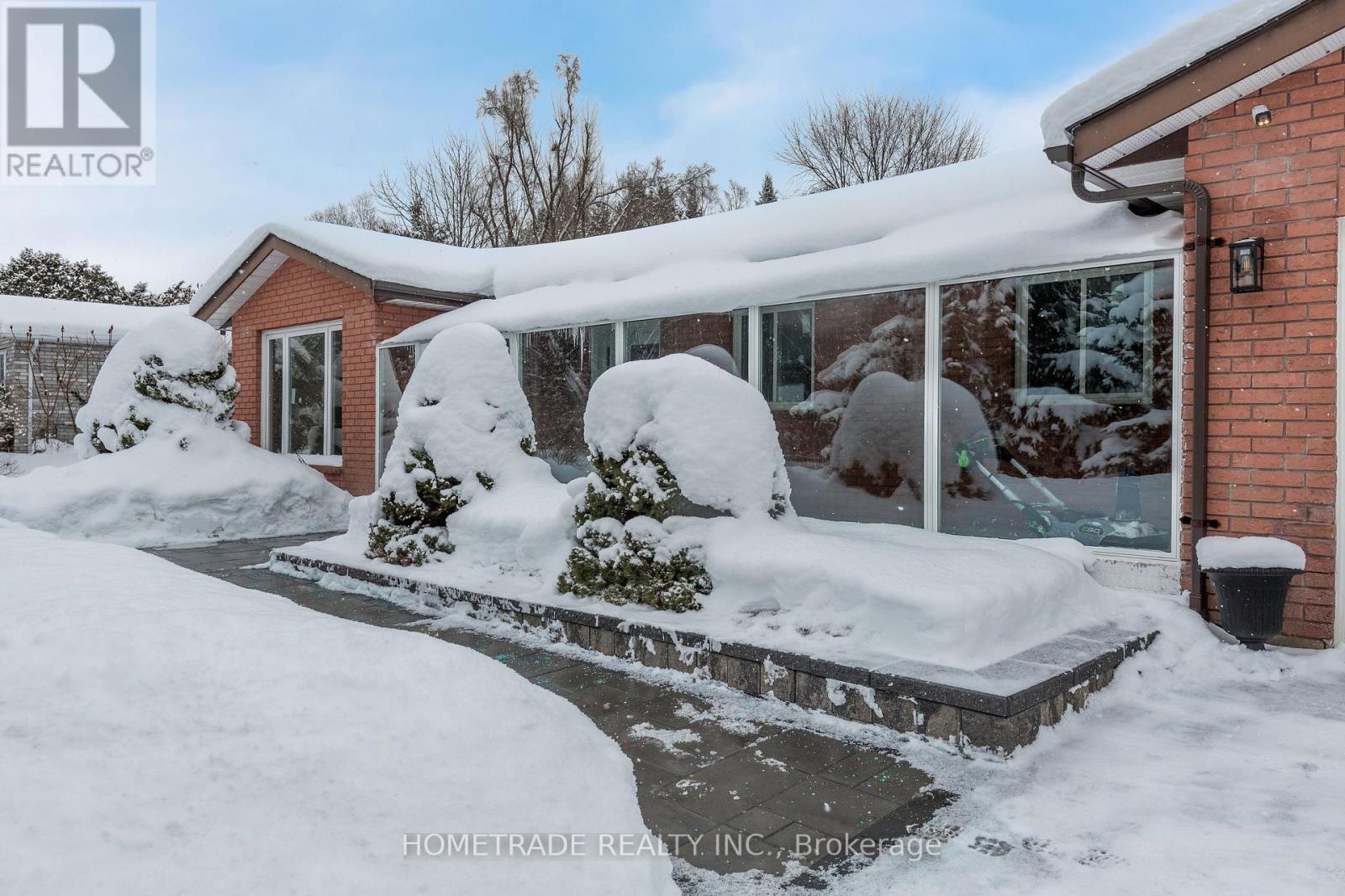 2007 Snow Valley Road, Springwater, Ontario  L9X 0H3 - Photo 3 - S12724596