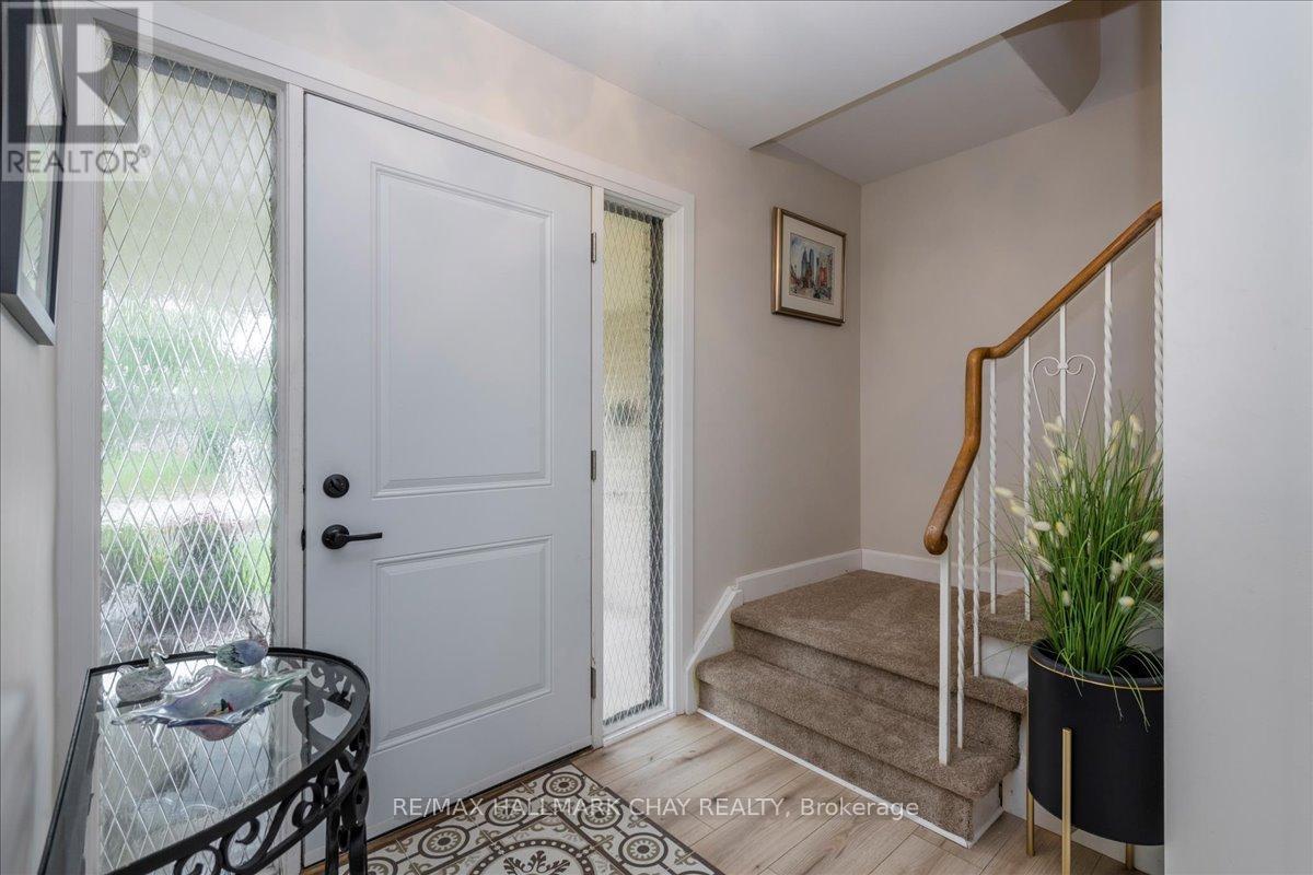 56 Marshall Street, Barrie, Ontario  L4N 3S7 - Photo 19 - S12724616