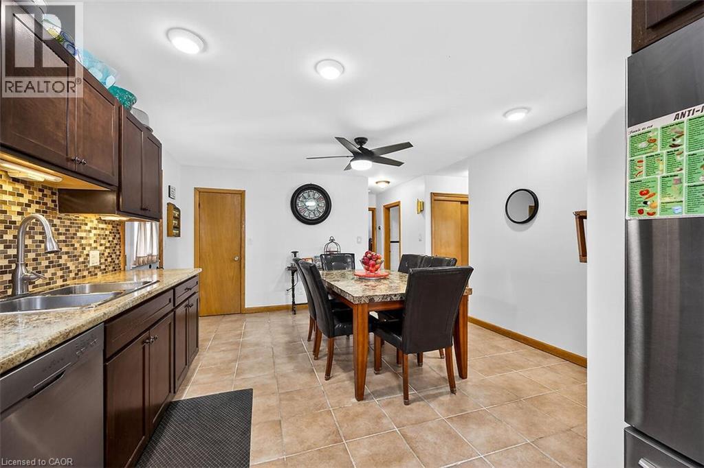 336 East 16th Street, Hamilton, Ontario  L9A 4J9 - Photo 12 - 40800573