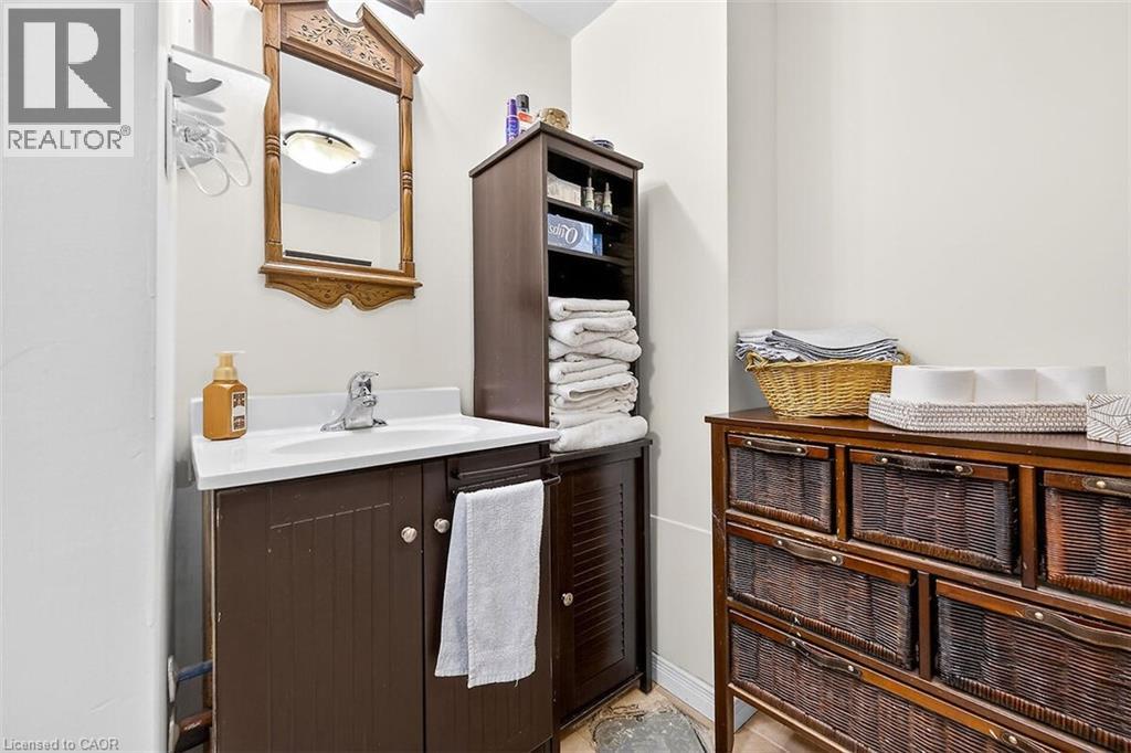 336 East 16th Street, Hamilton, Ontario  L9A 4J9 - Photo 31 - 40800573