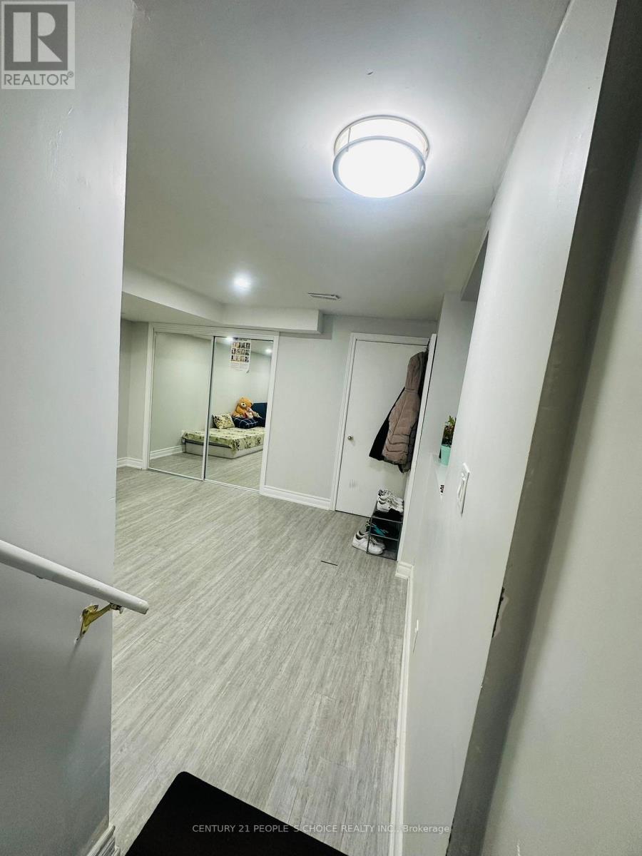 19 Sculptor Street, Brampton, Ontario  L6P 3H6 - Photo 2 - W12724582