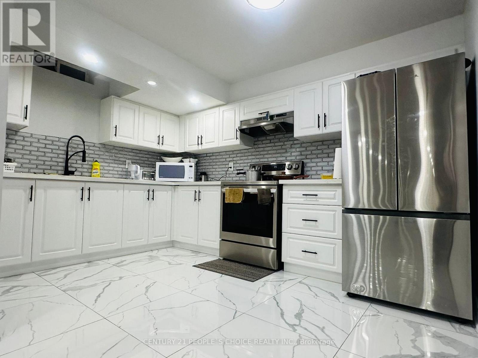 19 Sculptor Street, Brampton, Ontario  L6P 3H6 - Photo 7 - W12724582