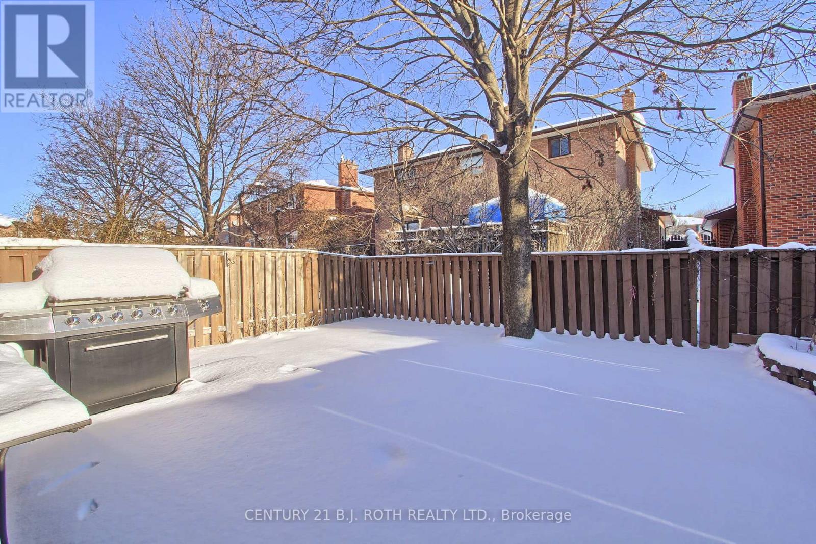 323 Hillside Drive, Mississauga, Ontario  L5M 2N3 - Photo 28 - W12724592
