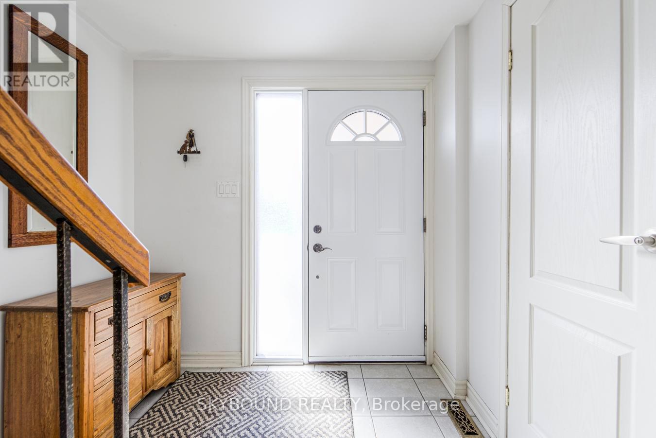 13 - 2120 Rathburn Road E, Mississauga, Ontario  L4W 2S8 - Photo 3 - W12724598