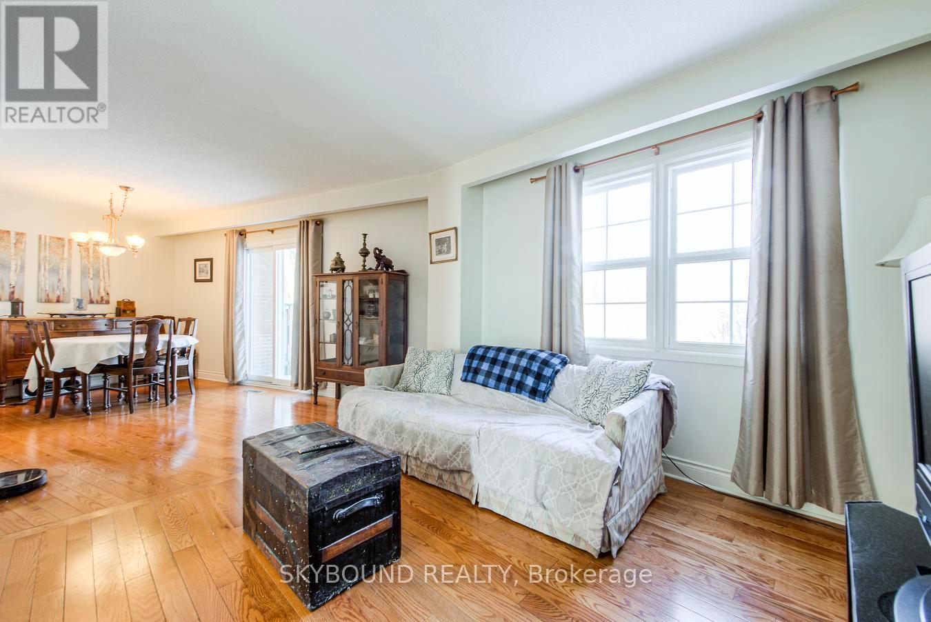 13 - 2120 Rathburn Road E, Mississauga, Ontario  L4W 2S8 - Photo 5 - W12724598