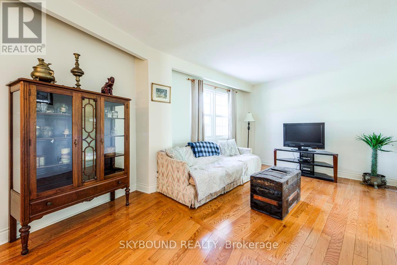 13 - 2120 Rathburn Road E, Mississauga, Ontario  L4W 2S8 - Photo 7 - W12724598