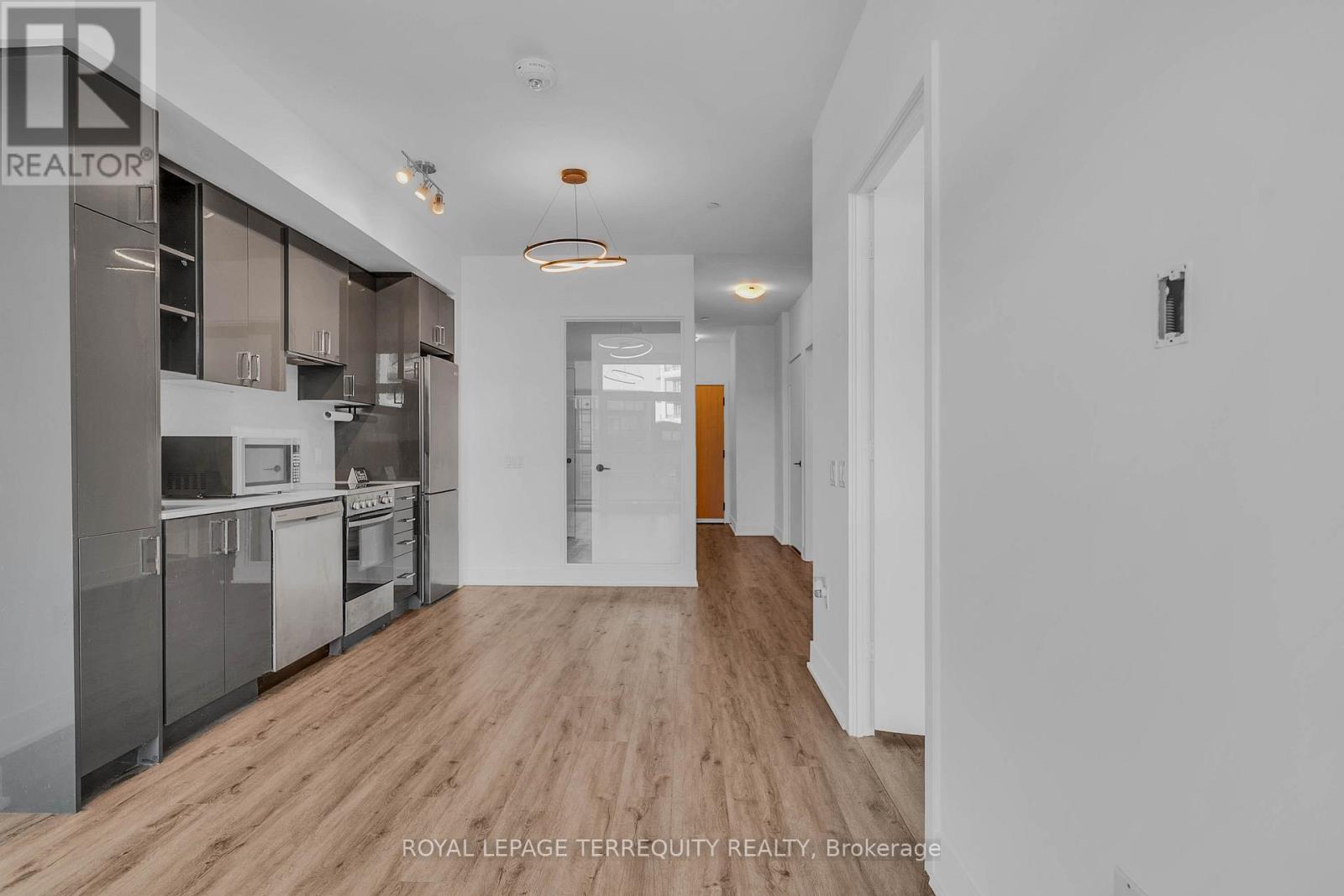 326 - 50 George Butchart Drive, Toronto, Ontario  M3K 0C9 - Photo 7 - W12724600