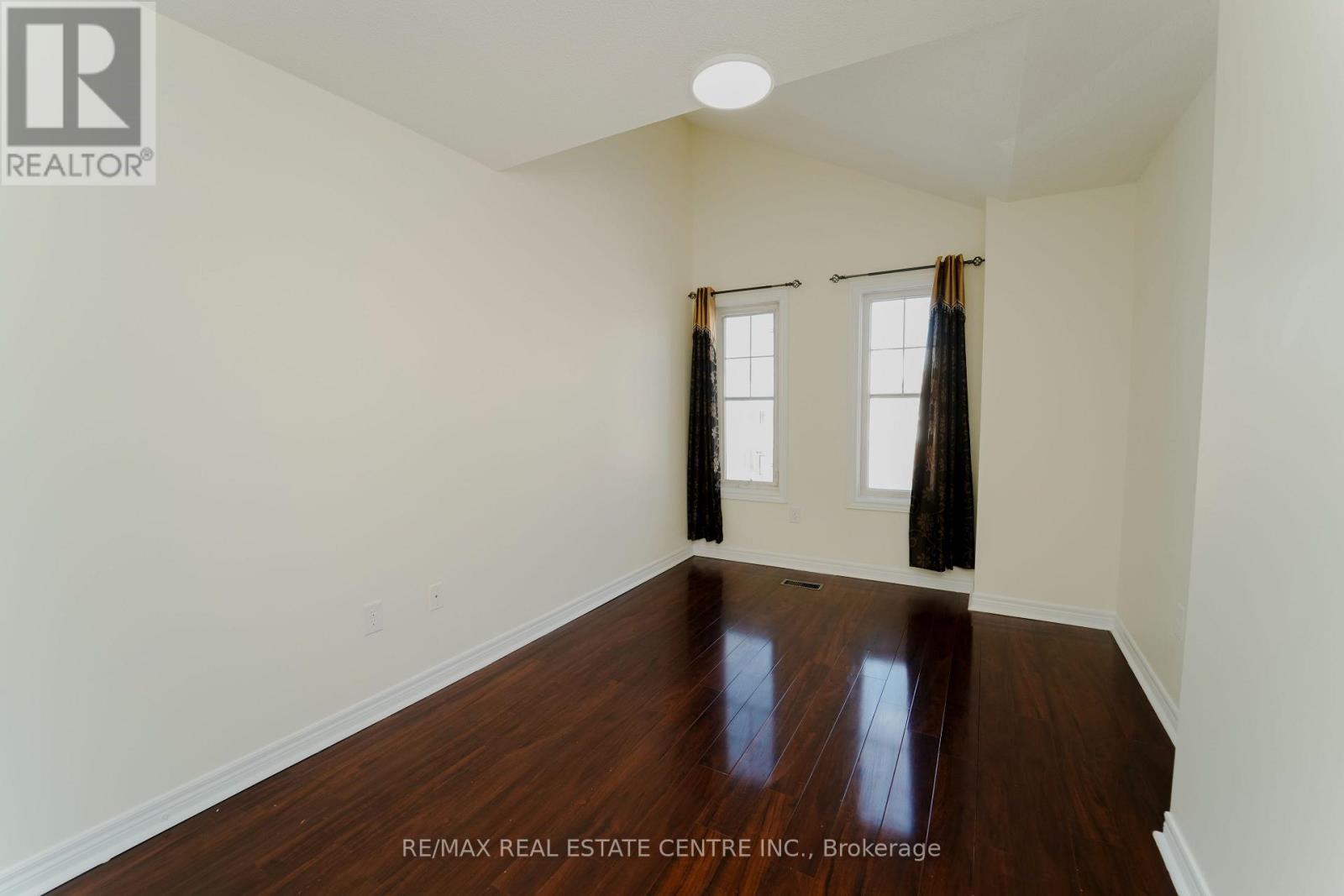 133 Seahorse Avenue, Brampton, Ontario  L6V 4N5 - Photo 17 - W12724606