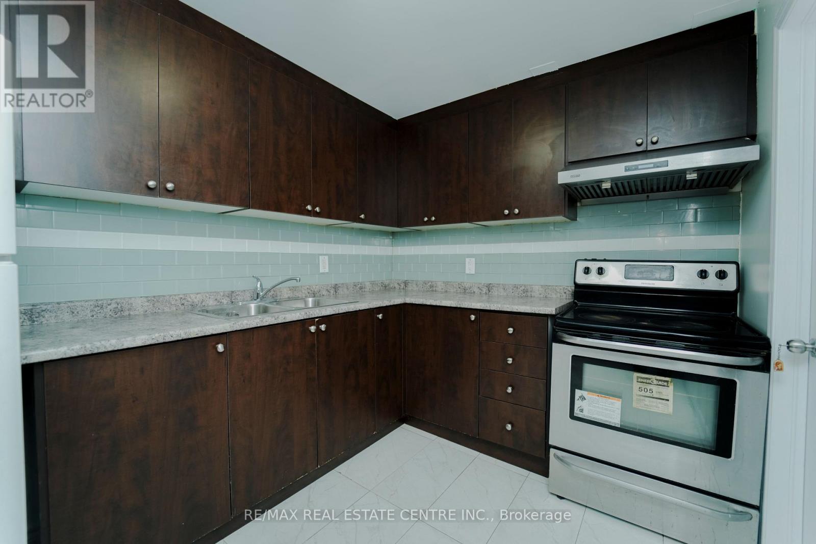 133 Seahorse Avenue, Brampton, Ontario  L6V 4N5 - Photo 35 - W12724606