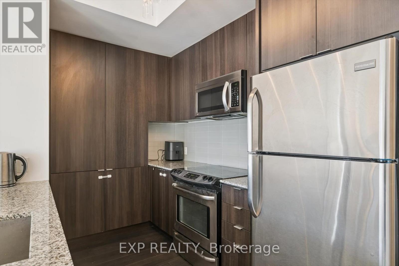 305 - 5005 Harvard Road, Mississauga, Ontario  L5M 0W5 - Photo 6 - W12724614