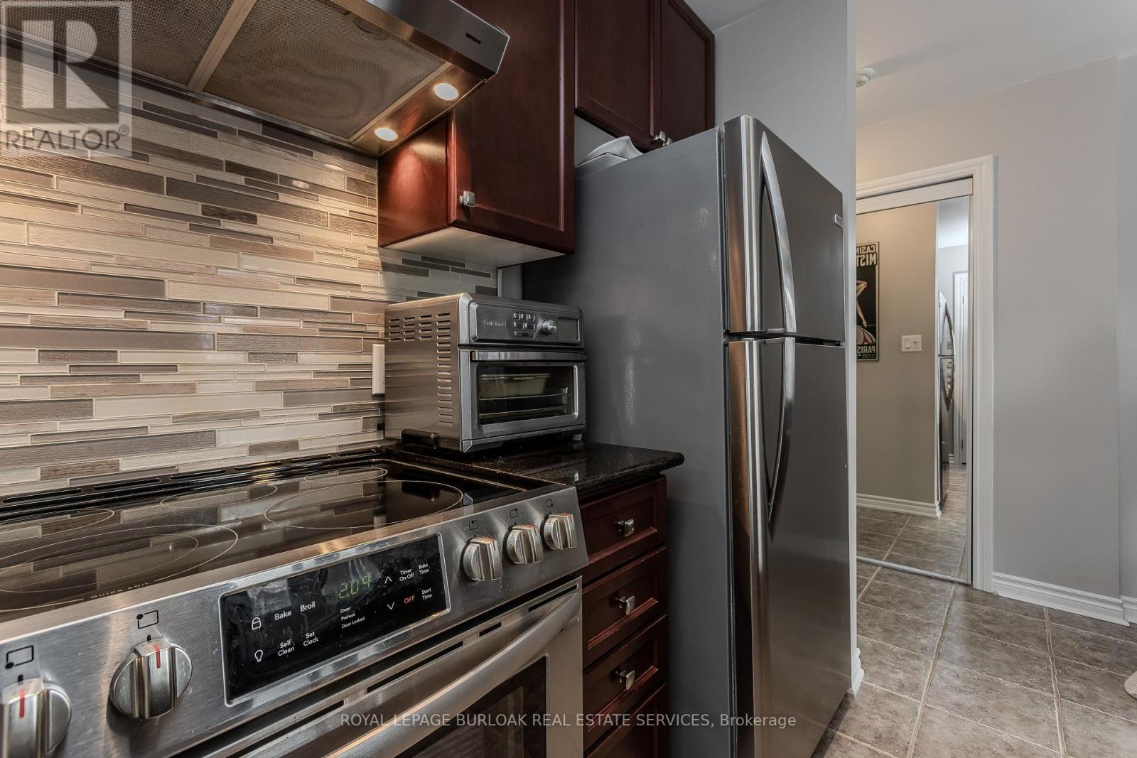 205 - 5327 Upper Middle Road, Burlington, Ontario  L7L 0E9 - Photo 7 - W12724640