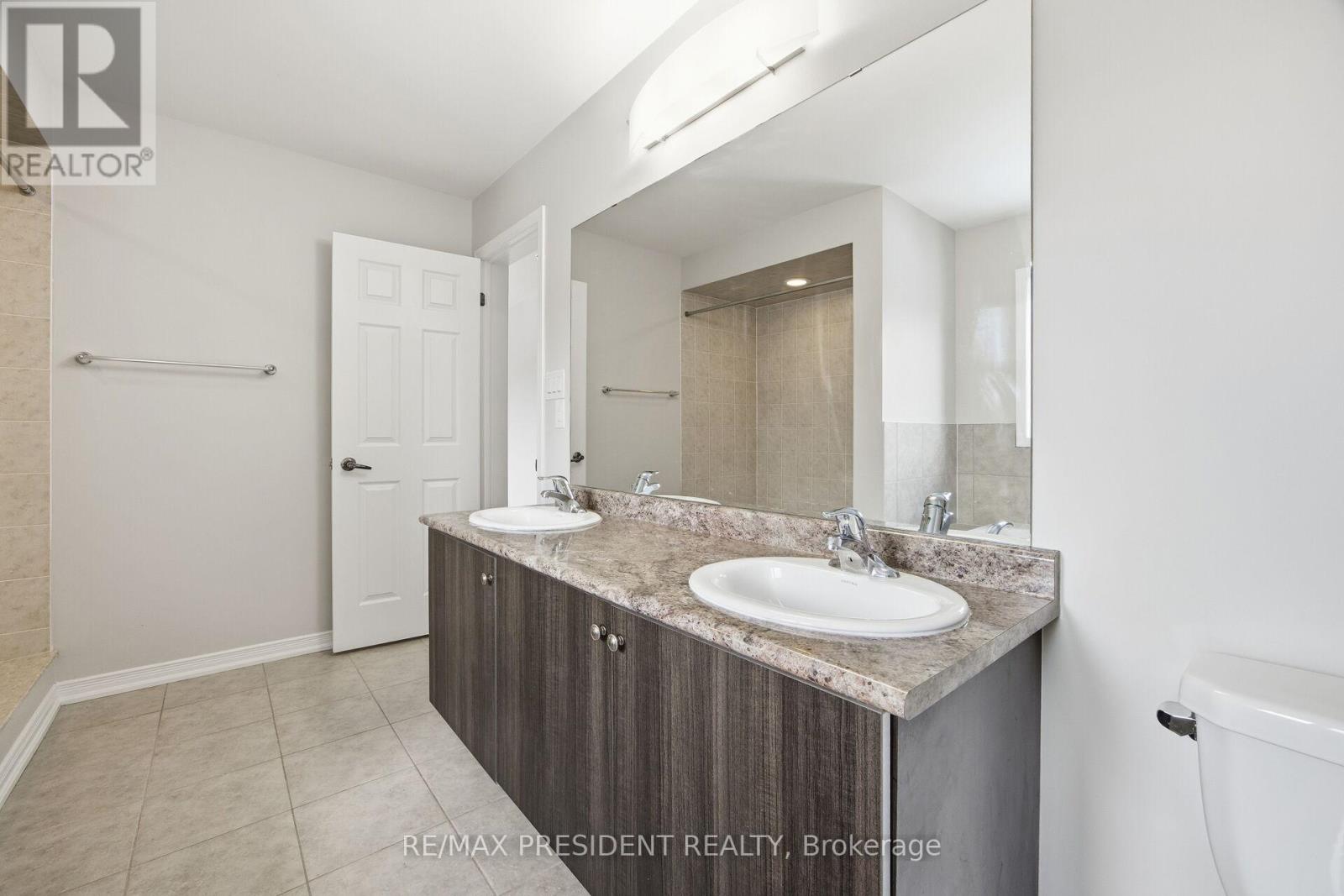 584 Remembrance Road, Brampton, Ontario  L7A 4N2 - Photo 22 - W12724660