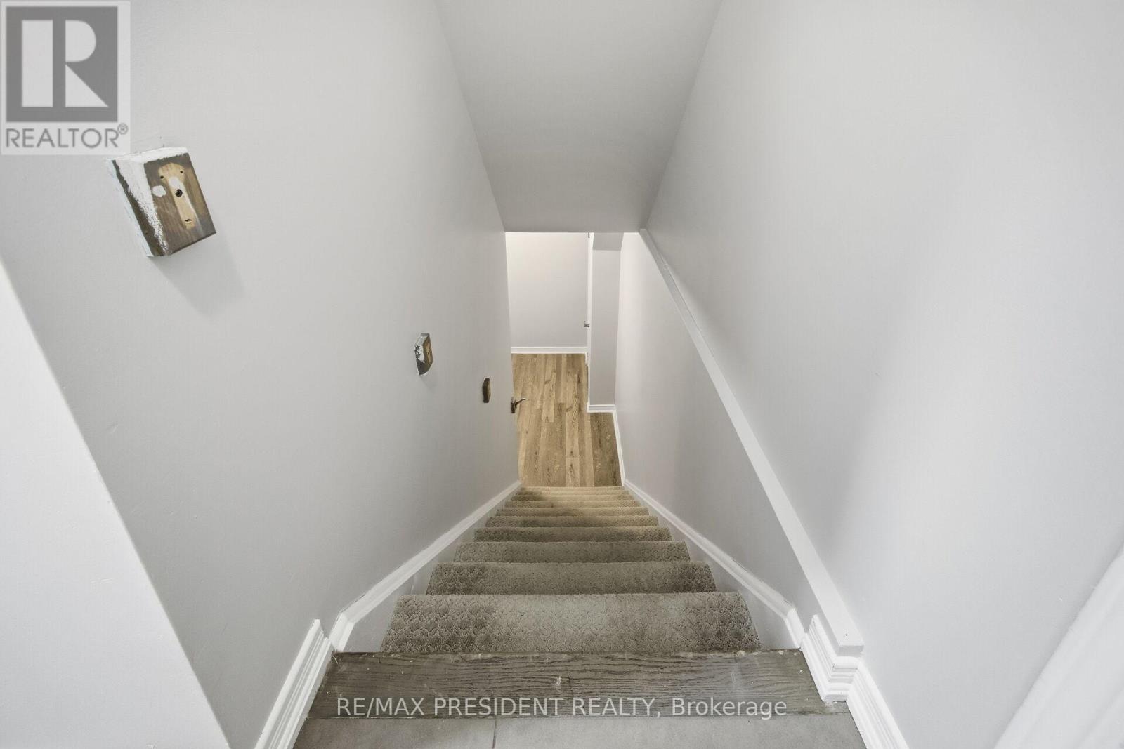 584 Remembrance Road, Brampton, Ontario  L7A 4N2 - Photo 39 - W12724660