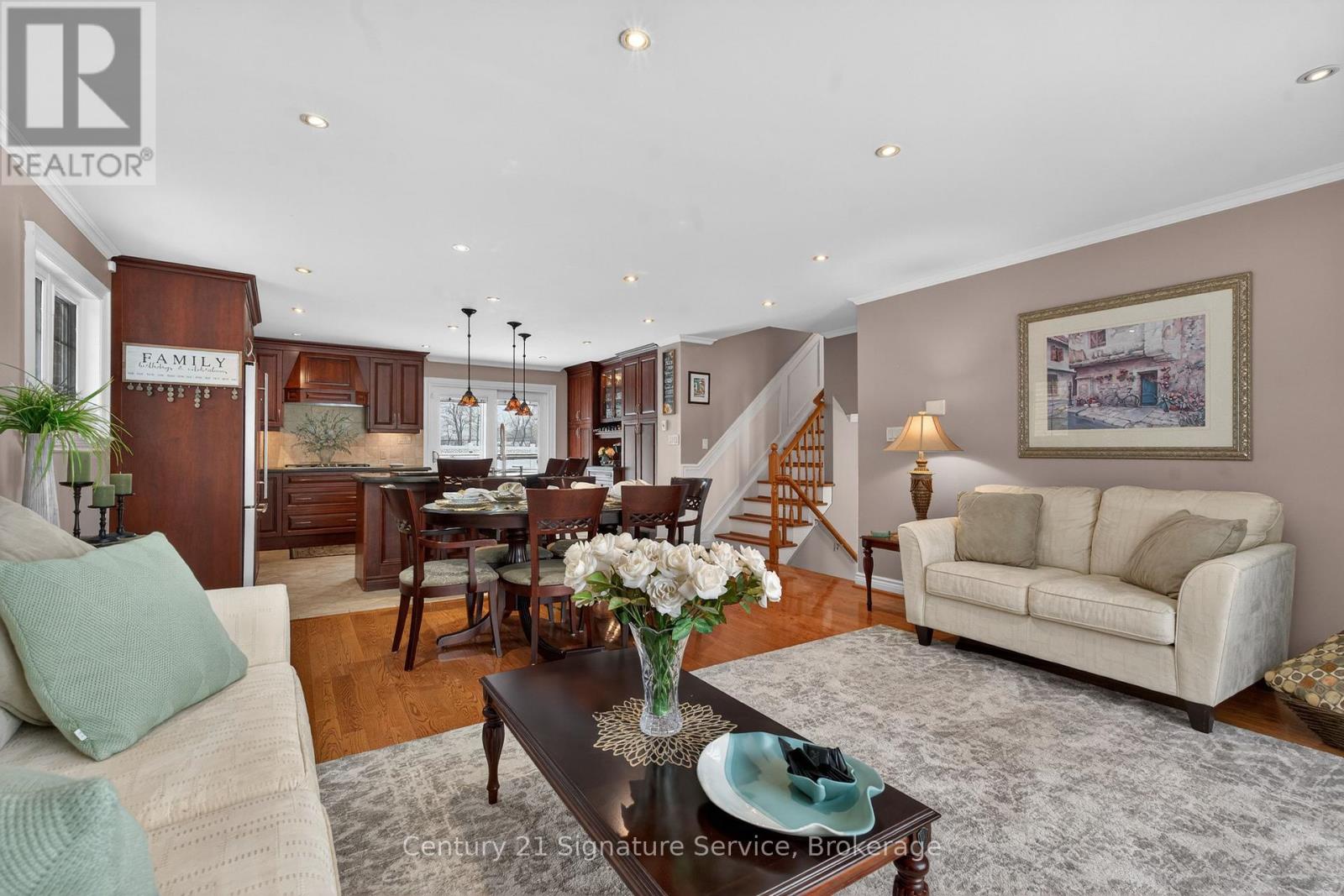 22 Staveley Crescent, Brampton, Ontario  L6W 2R9 - Photo 10 - W12724664