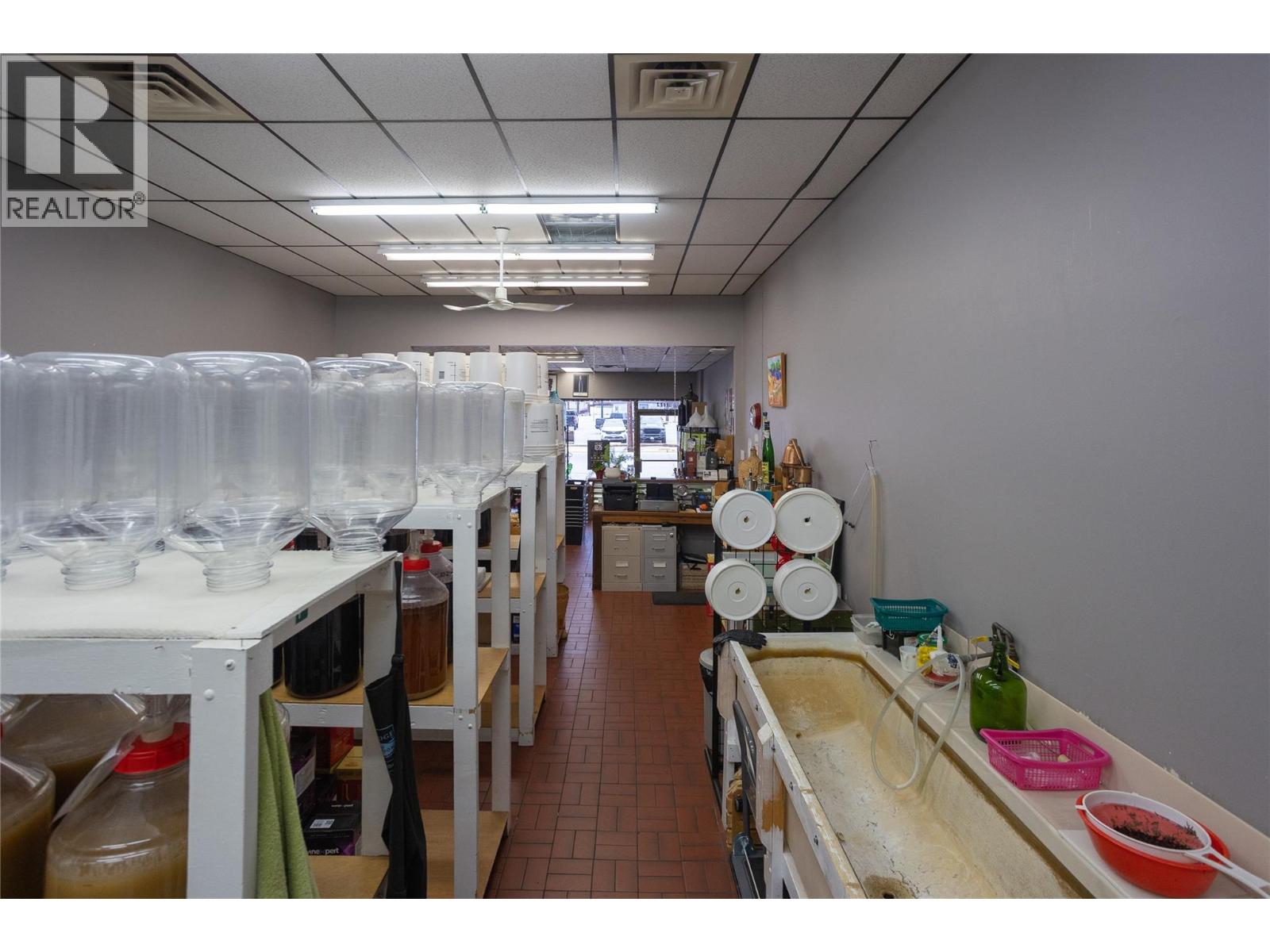 1672 Second Avenue, Trail, British Columbia  V1R 1M5 - Photo 15 - 10372352