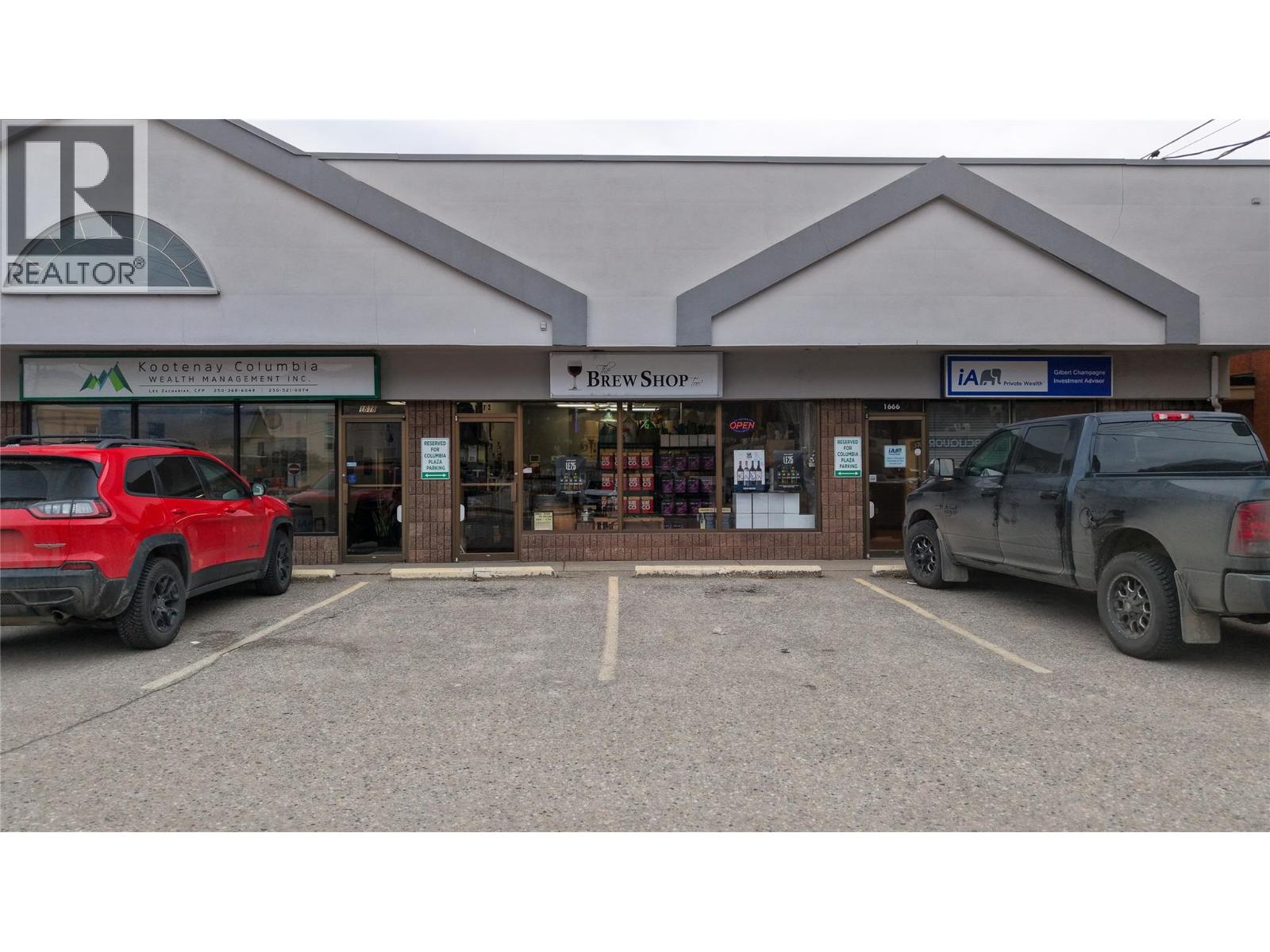 1672 Second Avenue, Trail, British Columbia  V1R 1M5 - Photo 2 - 10372352