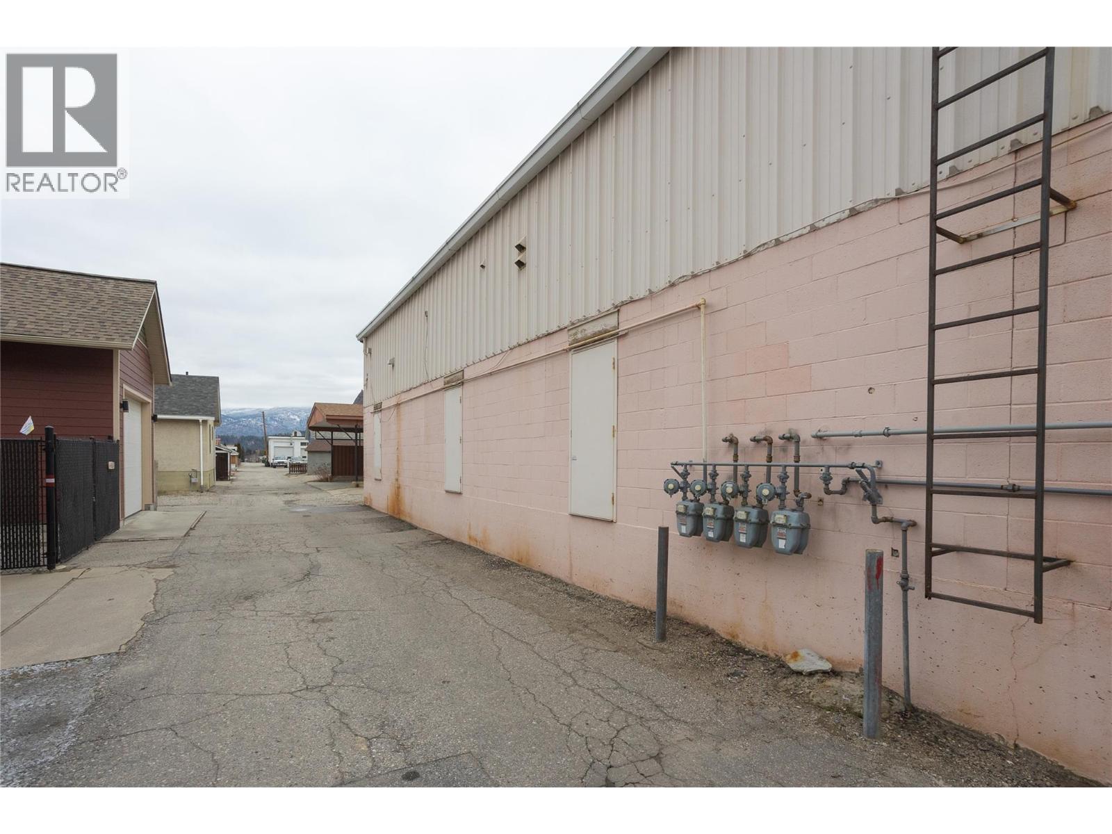 1672 Second Avenue, Trail, British Columbia  V1R 1M5 - Photo 20 - 10372352