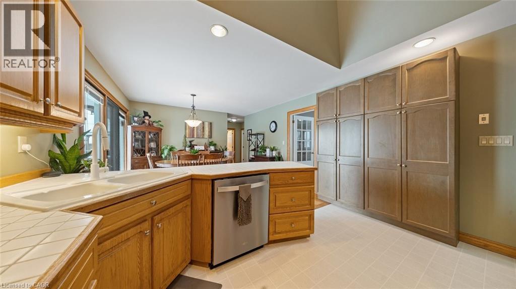 456 Churchill Avenue, Delhi, Ontario  N4B 2P9 - Photo 14 - 40799858