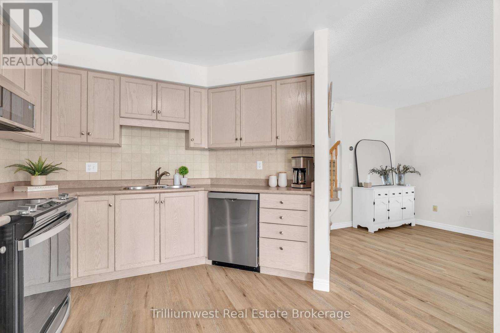 37 Kearney Street, Guelph, Ontario N1E 7B9 - Photo 15 - X12724690