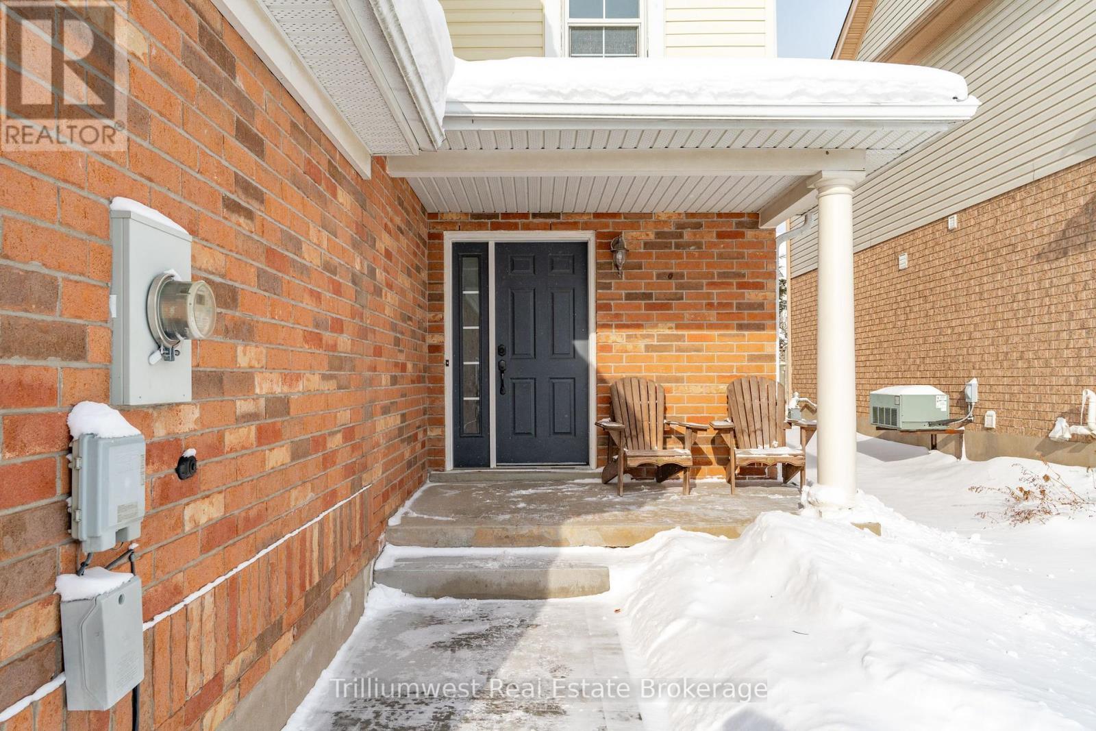 37 Kearney Street, Guelph, Ontario N1E 7B9 - Photo 4 - X12724690
