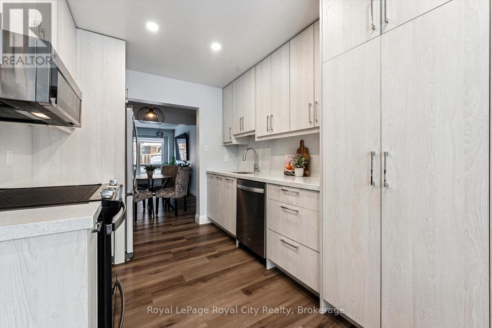 30 - 121 Bagot Street, Guelph, Ontario N1H 5T8 - Photo 17 - X12724734