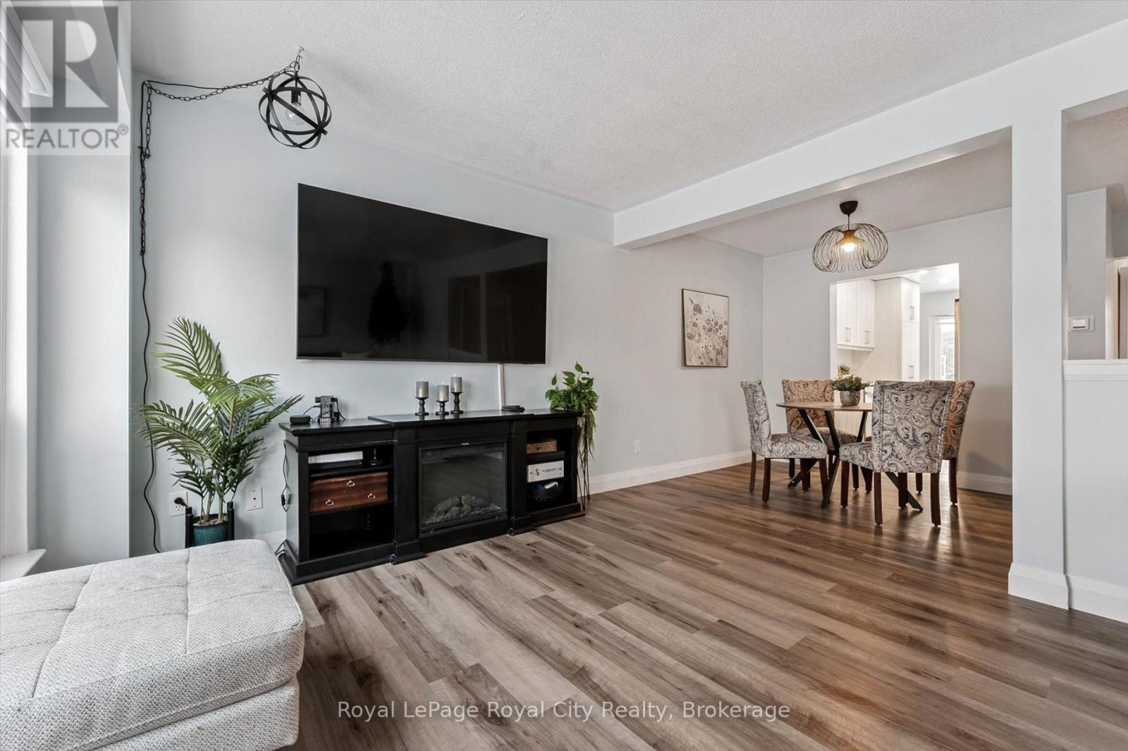 30 - 121 Bagot Street, Guelph, Ontario N1H 5T8 - Photo 9 - X12724734