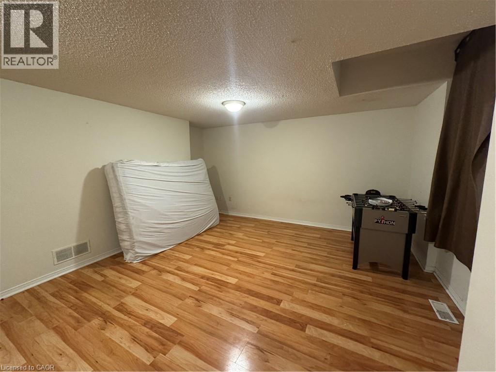 25 Eugene Drive, Guelph, Ontario  N1L 1P6 - Photo 13 - 40795106