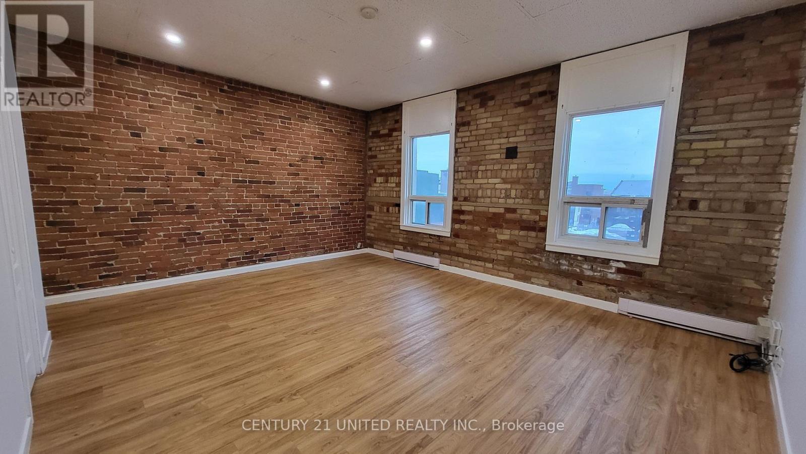 5 - 174.5 Hunter Street W, Peterborough, Ontario  K9H 2L2 - Photo 4 - X12724834