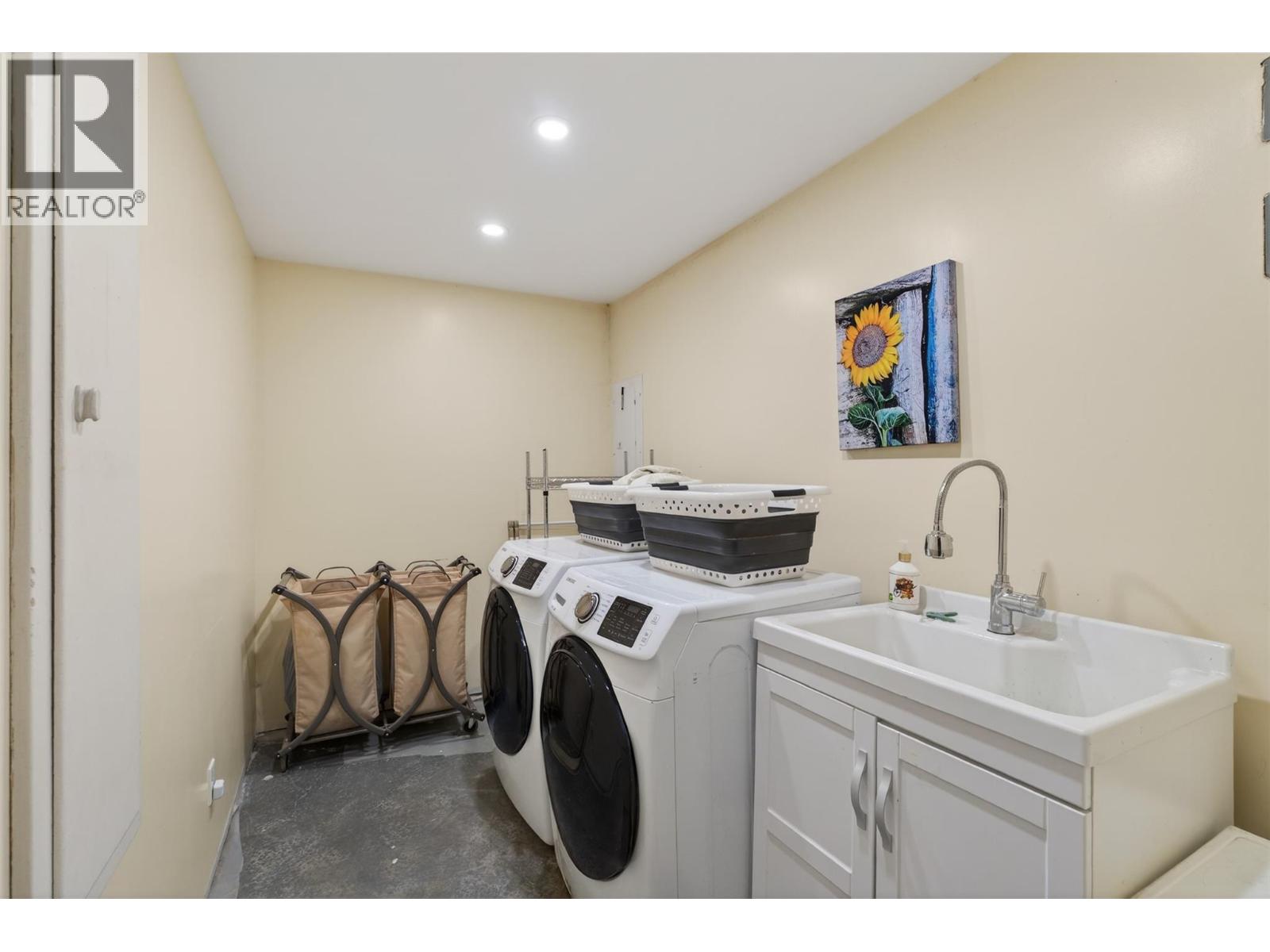 2952 Clapperton Avenue, Merritt, British Columbia  V1K 1G2 - Photo 52 - 10371522