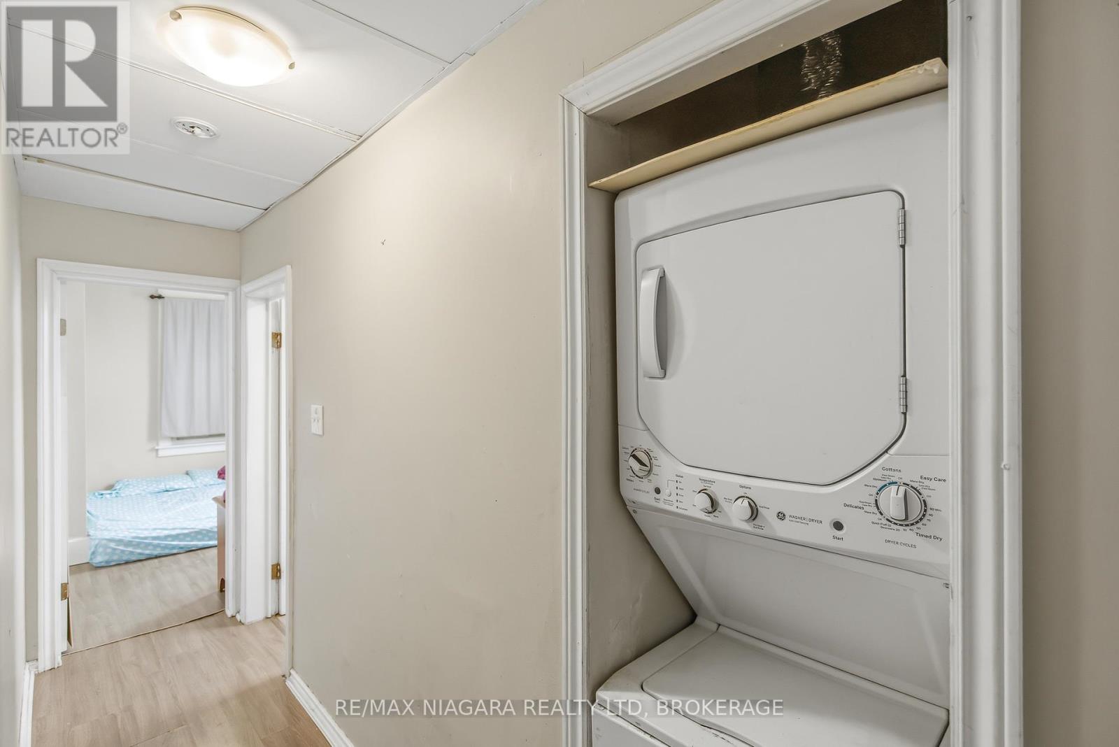 8 Ida Street, St. Catharines, Ontario  L2R 3X4 - Photo 19 - X12724858