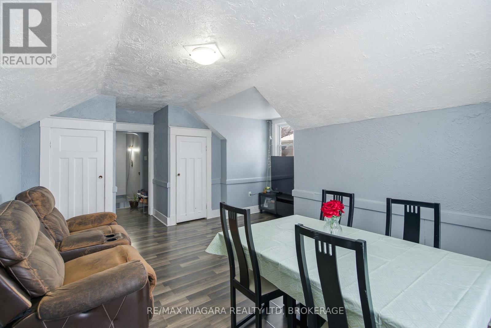 8 Ida Street, St. Catharines, Ontario  L2R 3X4 - Photo 21 - X12724858