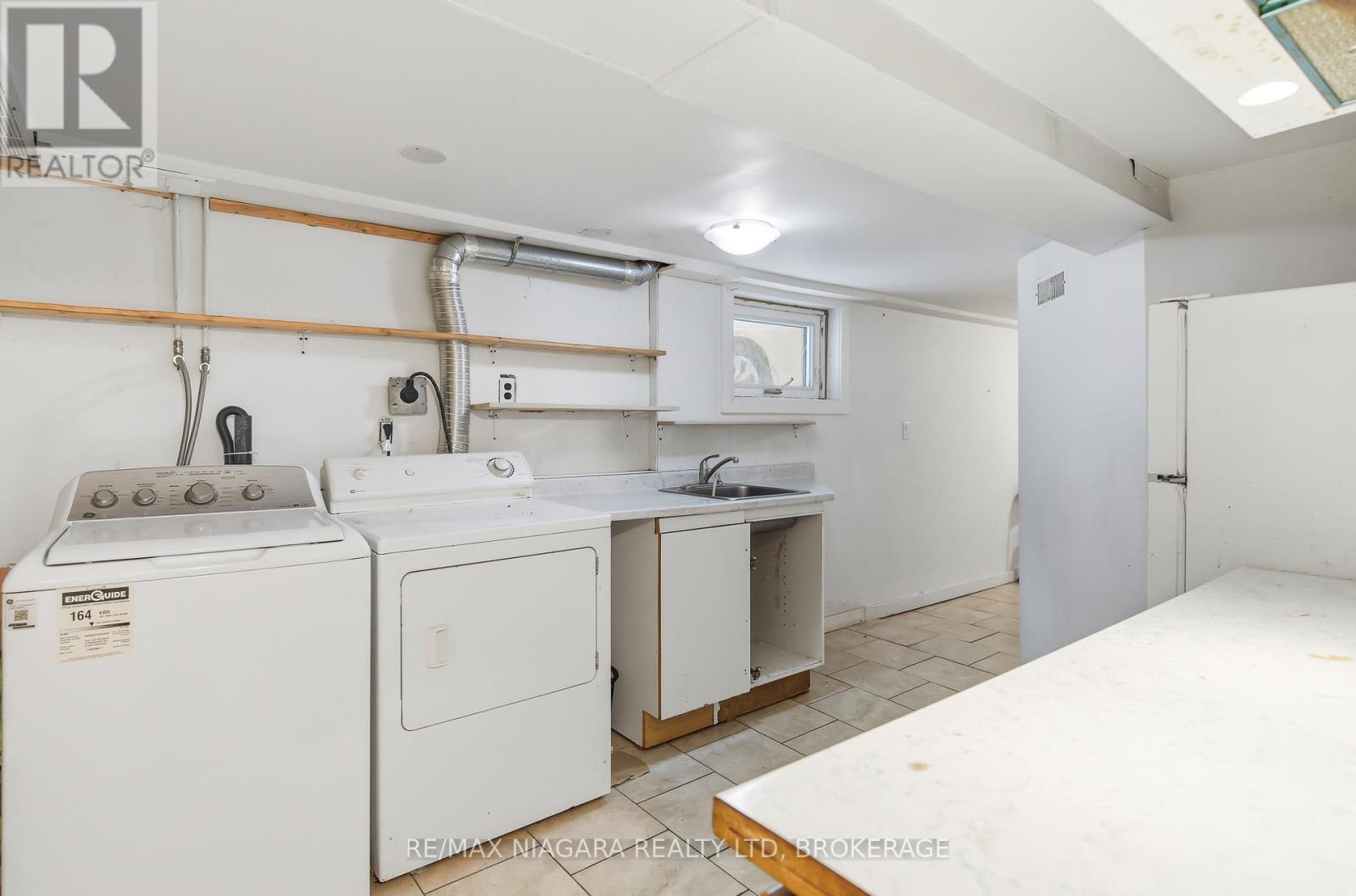 8 Ida Street, St. Catharines, Ontario  L2R 3X4 - Photo 32 - X12724858