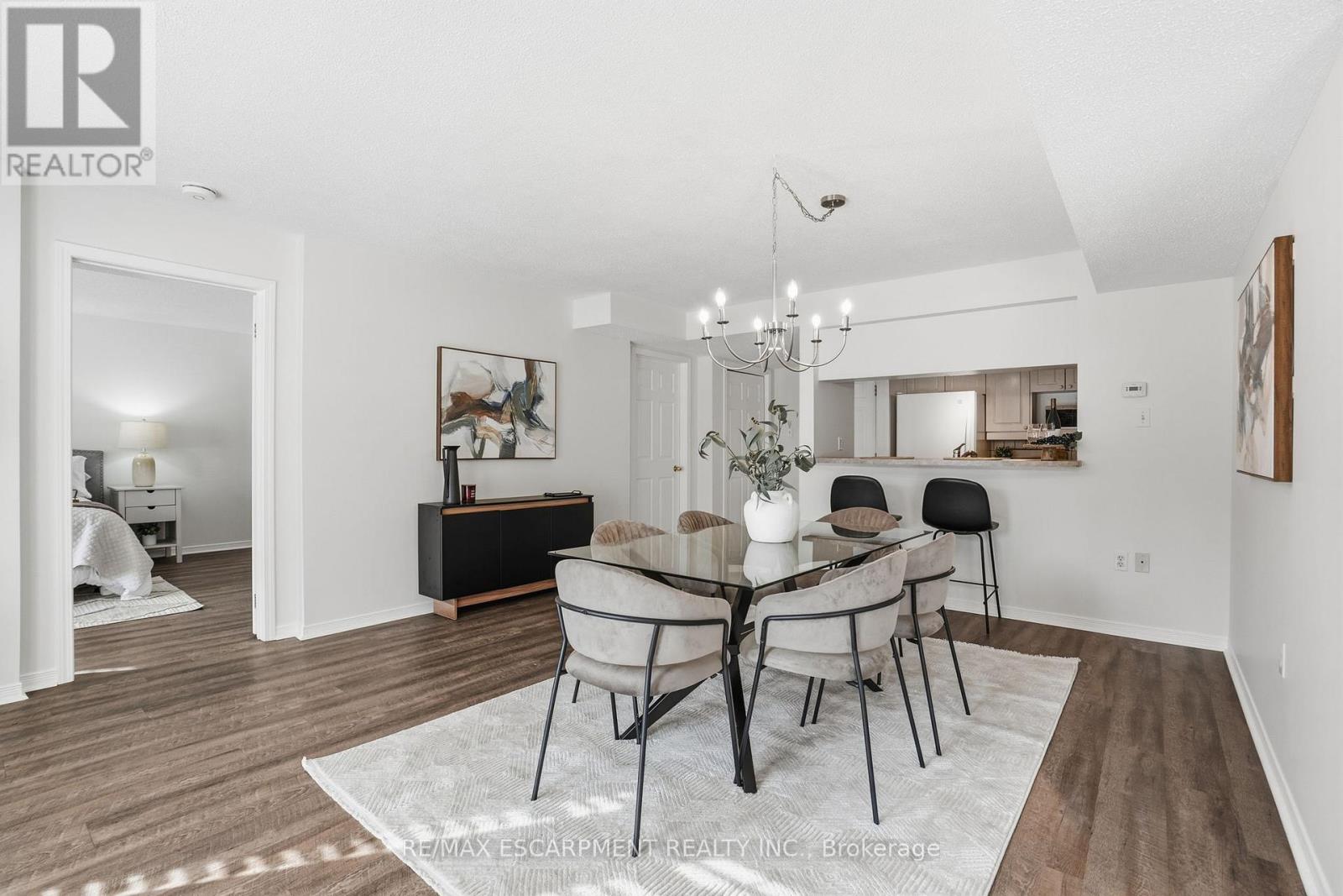 E106 - 216 Plains Road W, Burlington, Ontario  L7T 4K8 - Photo 17 - W12724466