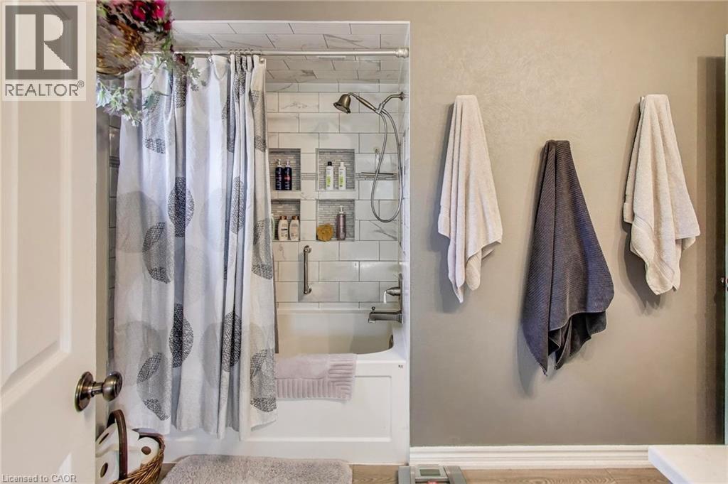 12 Kingsview Drive, Stoney Creek, Ontario  L8J 2K5 - Photo 21 - 40777122