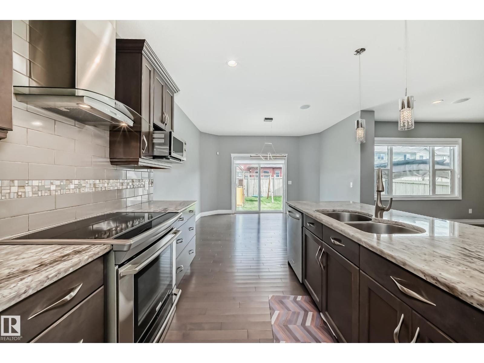 1921 33 St Nw, Edmonton, Alberta  T6T 0L5 - Photo 12 - E4470887