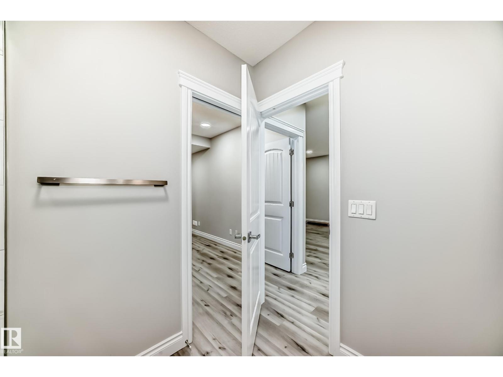 1921 33 St Nw, Edmonton, Alberta  T6T 0L5 - Photo 58 - E4470887