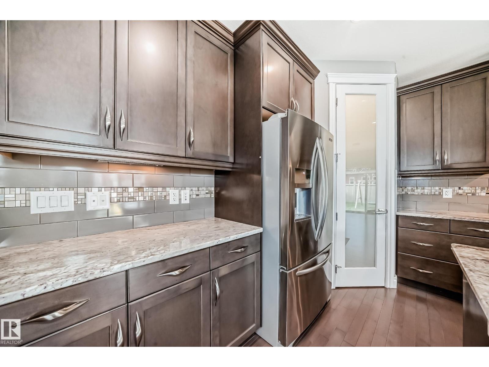 1921 33 St Nw, Edmonton, Alberta  T6T 0L5 - Photo 9 - E4470887