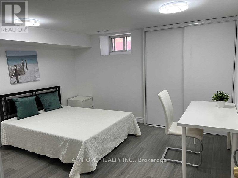 Bsmt - 12 Glasgow Street, Toronto, Ontario  M5T 2B9 - Photo 2 - C12724706